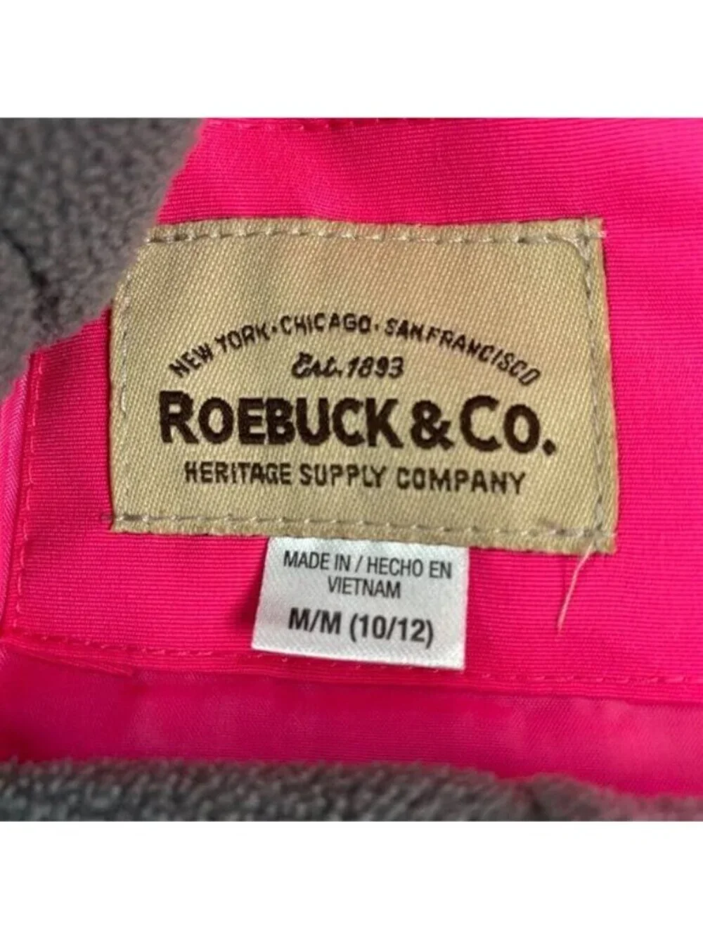 Roebuck & Co youth pink puffer with hood Comfort pre owned Big Kids Size Medium